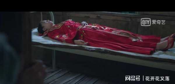 美女窒息死亡的全过程（美女窒息死亡的全过程电影）-图3