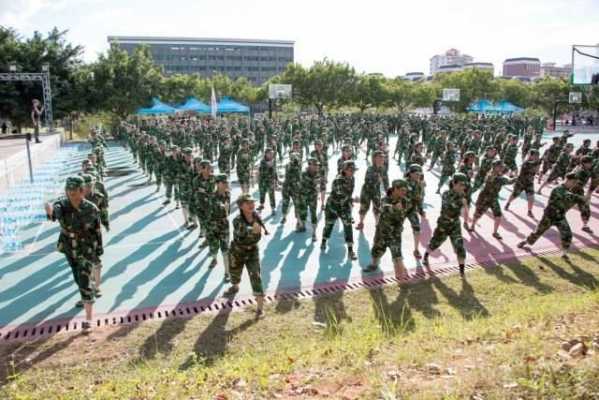 当兵过程杀教官（军训把教官杀了）-图2