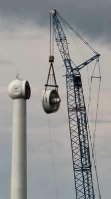 风机吊装的过程（风机吊装过程倾覆调查）-图2